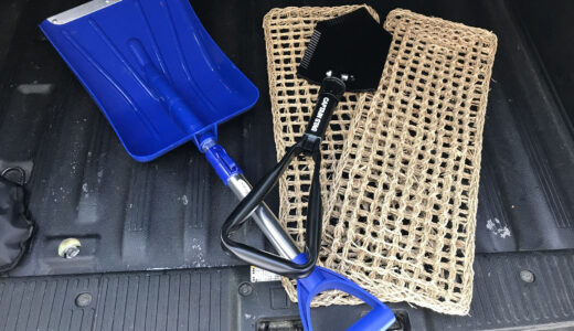 FF車コカングーさん（GH-KCK4M）に常備している「スタック脱出用品」です！